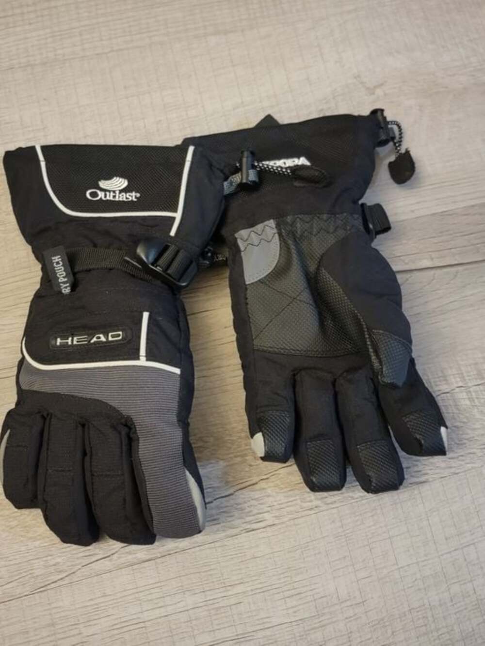 HEAD Men's Black Winter Ski Gloves with Outlast Insulation